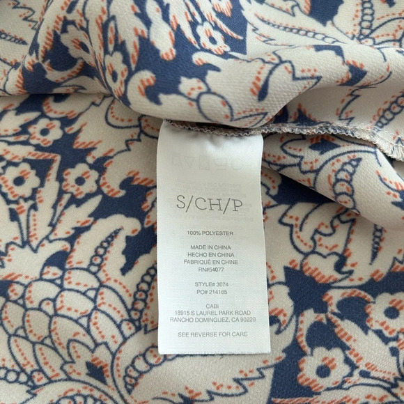 CAbi Women's Cream Blue Damask Flutter Short Sleeve Blouse Small #3074 - Picture 8 of 14